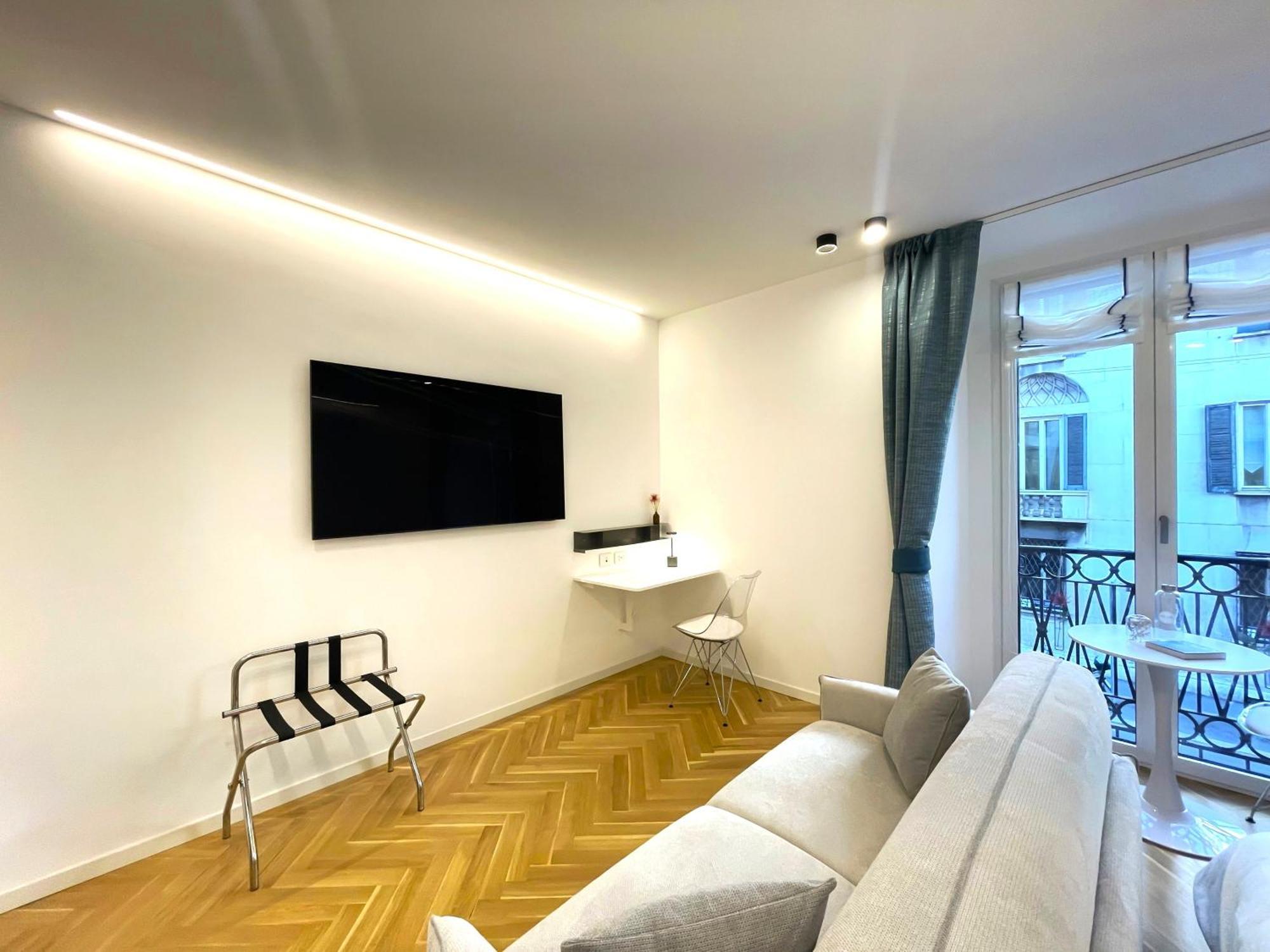 B And G San Babila- Luxury In The Heart Of Milano - Design District酒店 外观 照片