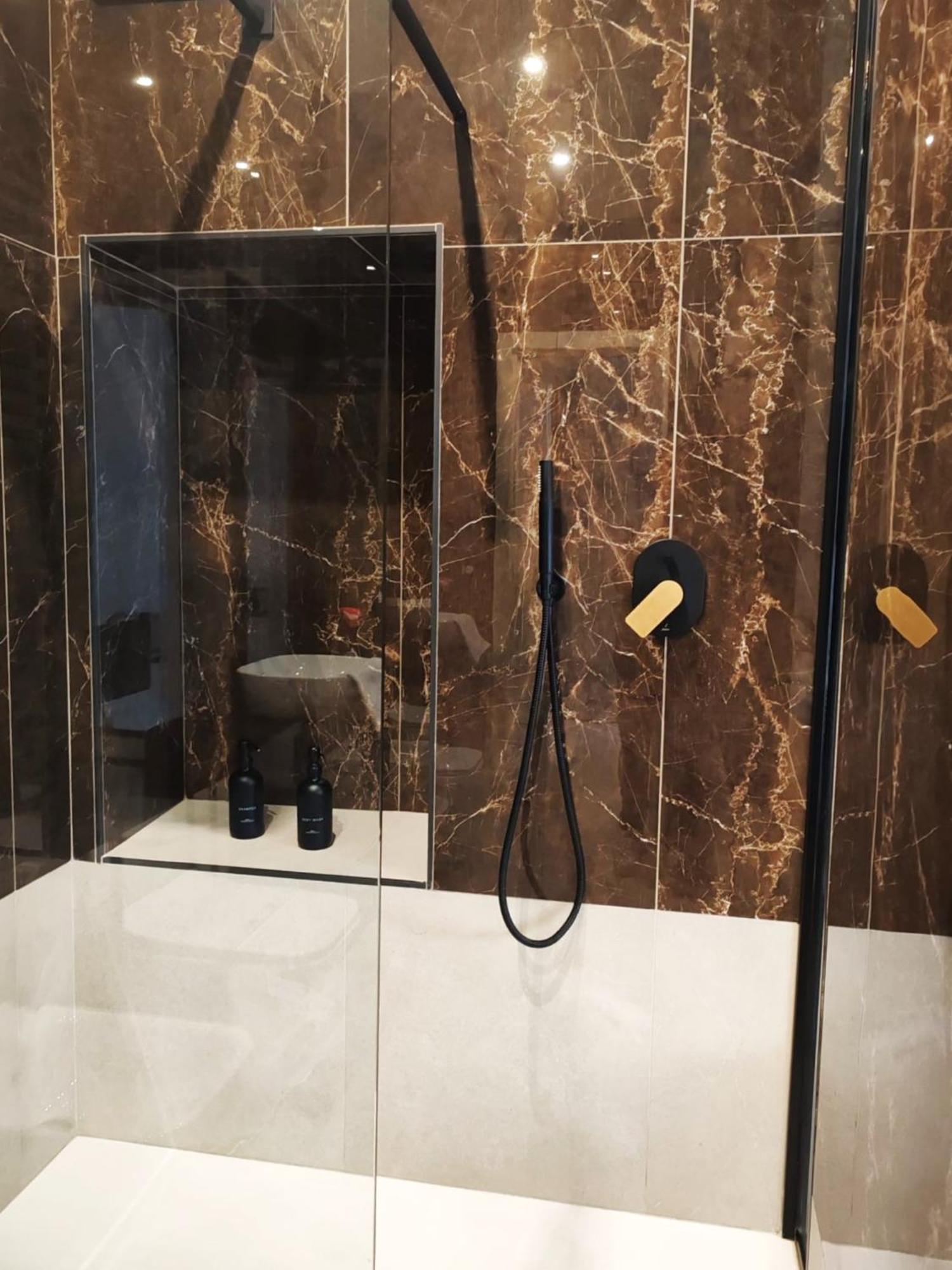 B And G San Babila- Luxury In The Heart Of Milano - Design District酒店 外观 照片