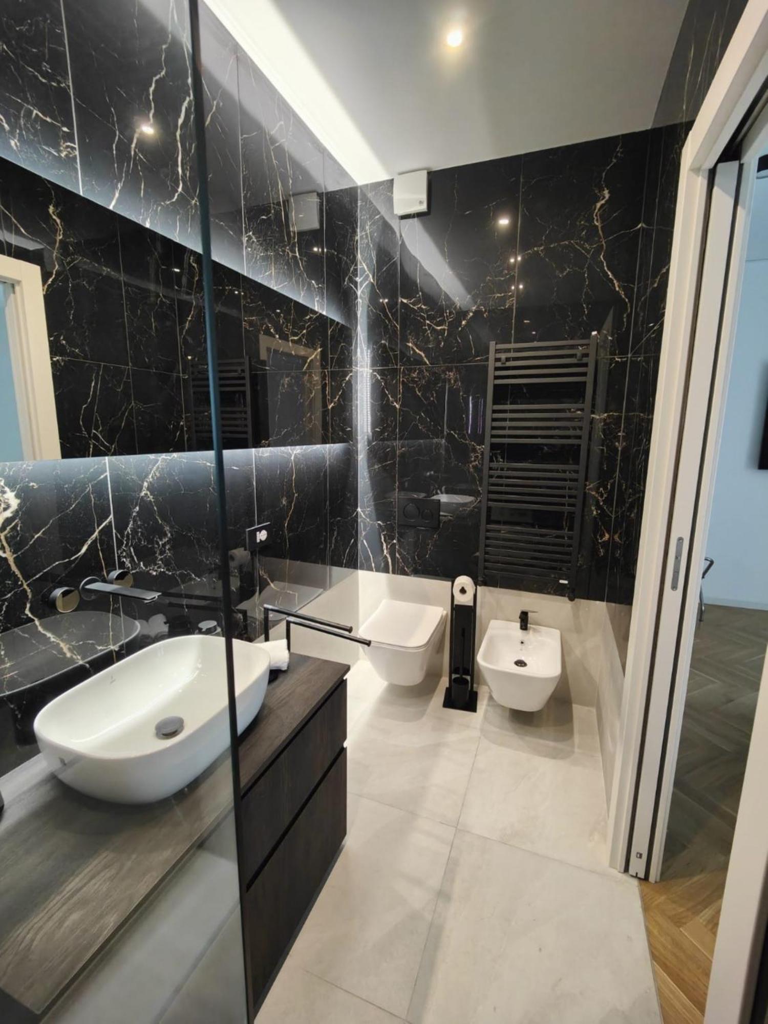 B And G San Babila- Luxury In The Heart Of Milano - Design District酒店 外观 照片